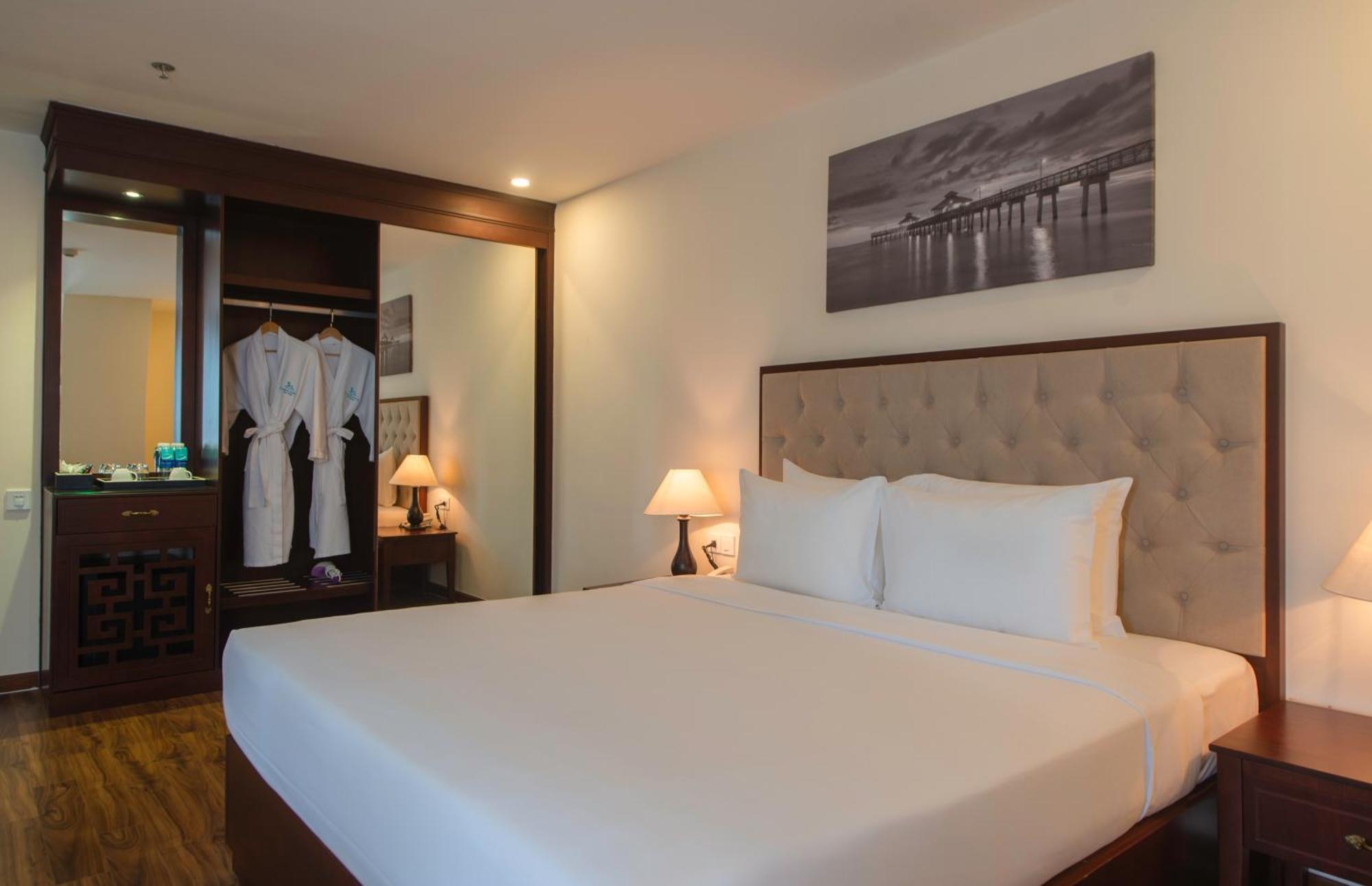 Florida Hotel Nha Trang Exterior foto